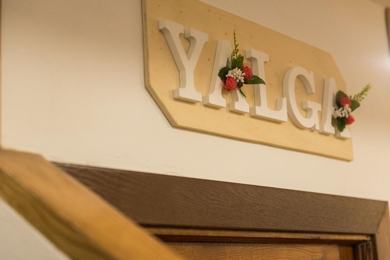 Albergue "La Yalga" Queruas المظهر الخارجي الصورة