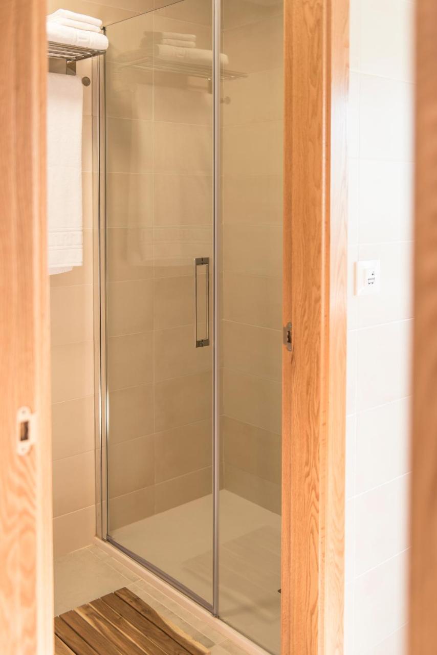 Albergue "La Yalga" Queruas المظهر الخارجي الصورة